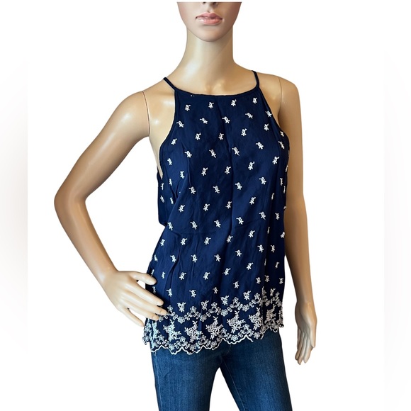 Alice Blue Top - Picture 2 of 3